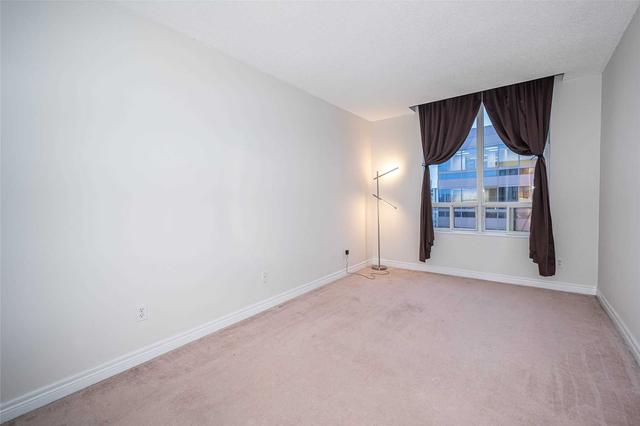 PH201 - 260 Doris Ave, Condo with 1 bedrooms, 1 bathrooms and 1 parking in North York ON | Image 12