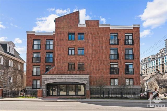 402 - 456 King Edward Ave, Condo with 2 bedrooms, 2 bathrooms and 1 parking in Ottawa ON | Image 1