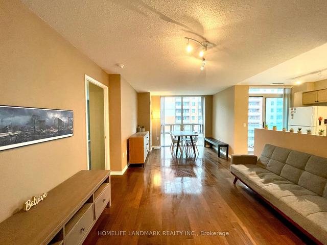 PH04 - 17 Michael Power Pl, Condo with 2 bedrooms, 2 bathrooms and 1 parking in Etobicoke ON | Image 4