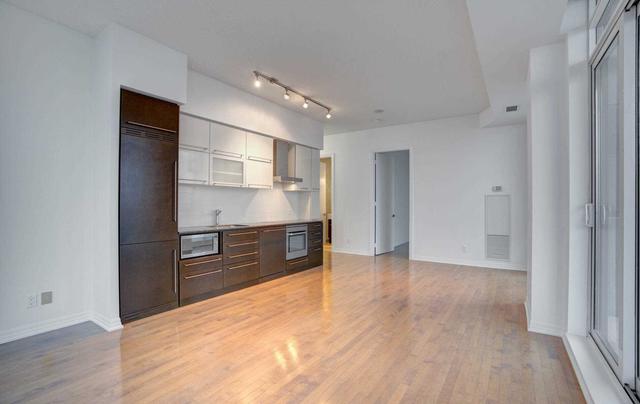 PH201 - 770 Bay St, Condo with 2 bedrooms, 2 bathrooms and 1 parking in Toronto ON | Image 16