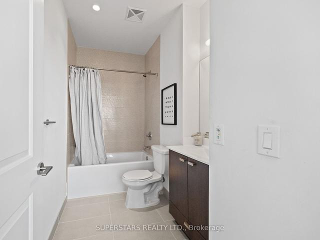 PH1 - 50 Ann O'reilly Rd, Condo with 2 bedrooms, 2 bathrooms and 1 parking in North York ON | Image 3