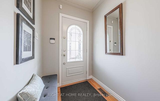MAIN - 252 Euclid Ave, House semidetached with 3 bedrooms, 2 bathrooms and 1 parking in Toronto ON | Image 25