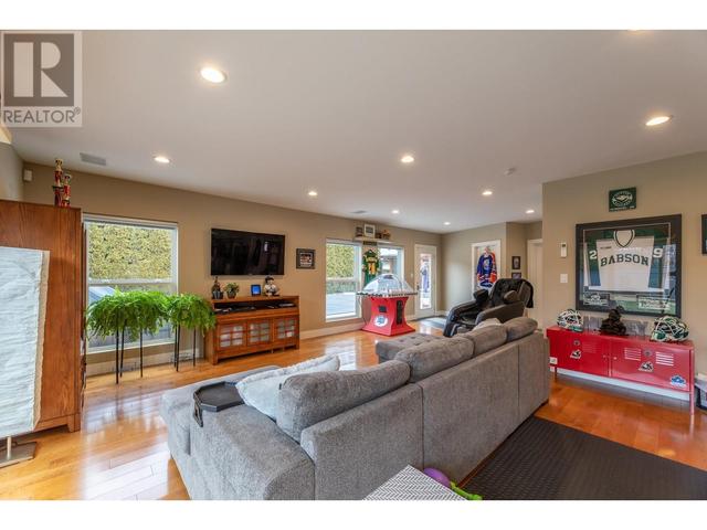 6016 Nixon Rd, House detached with 4 bedrooms, 3 bathrooms and 6 parking in Summerland BC | Image 55