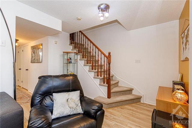 90 Briston Pvt, House attached with 2 bedrooms, 2 bathrooms and 1 parking in Ottawa ON | Image 10