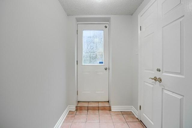 MAIN - 19512 Yonge St, House detached with 3 bedrooms, 1 bathrooms and 2 parking in Holland Landing ON | Image 8