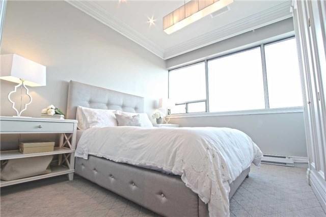 PH2011 - 914 Yonge St, Condo with 2 bedrooms, 1 bathrooms and 1 parking in Toronto ON | Image 8