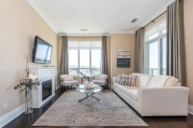 PH-2104 - 10 Bloorview Pl, Condo with 2 bedrooms, 3 bathrooms and 2 parking in North York ON | Image 2