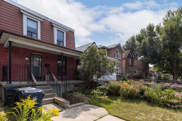 MAIN - 367 Westmoreland Ave N, House detached with 2 bedrooms, 1 bathrooms and 0 parking in Toronto ON | Image 1