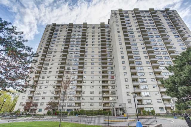 1703 - 390 Dixon Rd, Condo with 2 bedrooms, 1 bathrooms and 1 parking in Etobicoke ON | Image 12