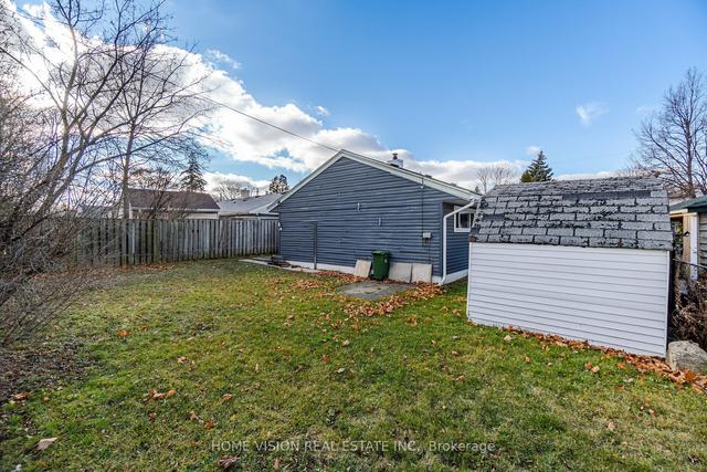 409 E 25th St, House detached with 3 bedrooms, 1 bathrooms and 3 parking in Hamilton ON | Image 32