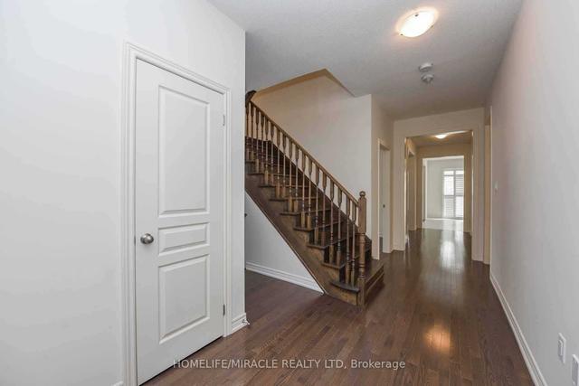 MAIN - 19 Ezra Cres, House detached with 5 bedrooms, 4 bathrooms and 4 parking in Brampton ON | Image 38