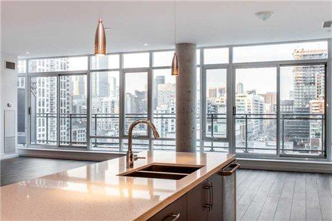 PH2 - 127 Queen St W, Condo with 2 bedrooms, 3 bathrooms and 2 parking in Toronto ON | Image 8