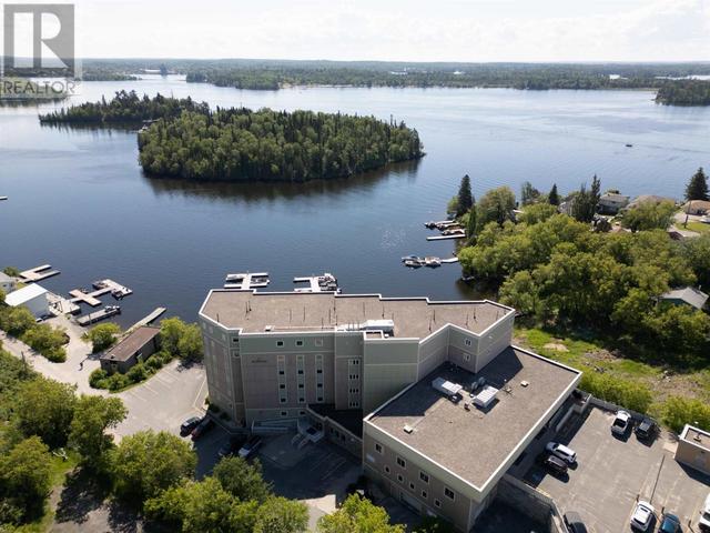 203 - 5 Bay Rd, Condo with 1 bedrooms, 2 bathrooms and null parking in Kenora ON | Image 4