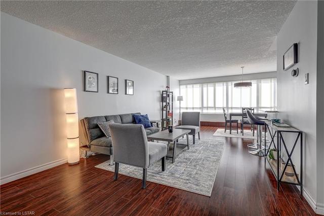 405 - 570 Proudfoot Lane, House attached with 2 bedrooms, 1 bathrooms and 1 parking in London ON | Image 10
