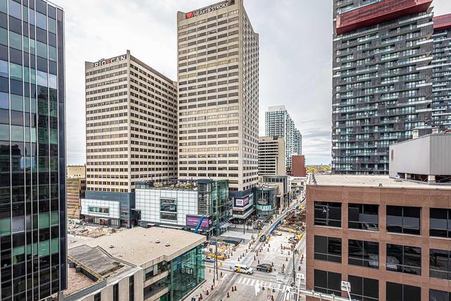 909 - 2221 Yonge St, Condo with 2 bedrooms, 2 bathrooms and 1 parking in Toronto ON | Image 14