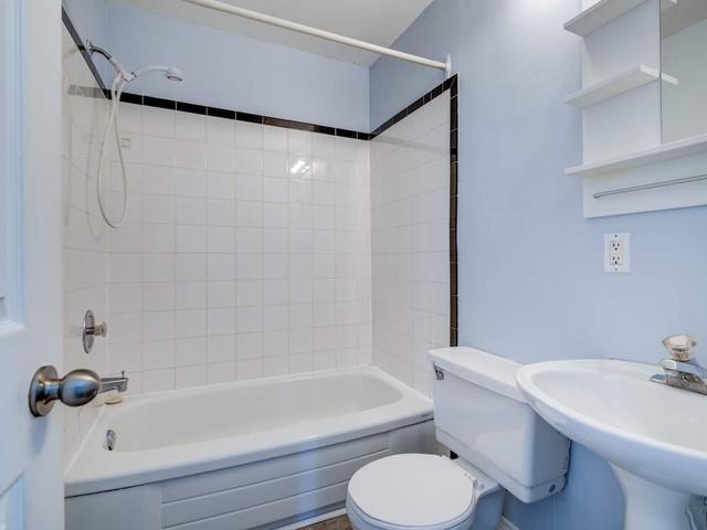 MAIN - 1392 King St W, House detached with 1 bedrooms, 1 bathrooms and null parking in Toronto ON | Image 11