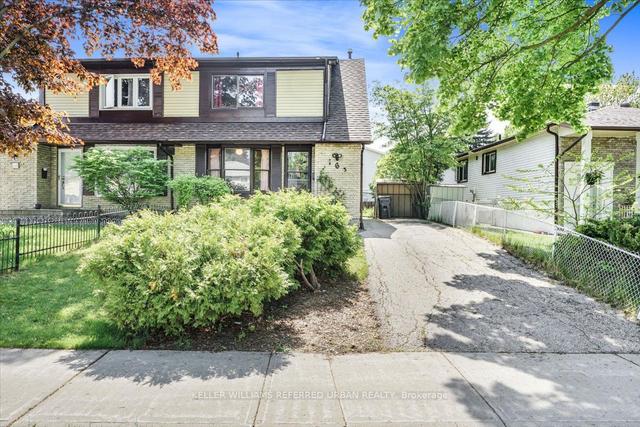 163 Freshmeadow Dr, House semidetached with 3 bedrooms, 2 bathrooms and 2 parking in Toronto ON | Image 1