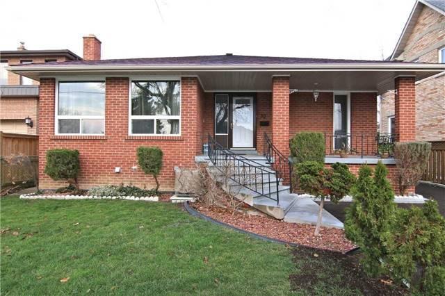 MAIN - 32 Muir Ave, House detached with 3 bedrooms, 1 bathrooms and 2 parking in North York ON | Image 1