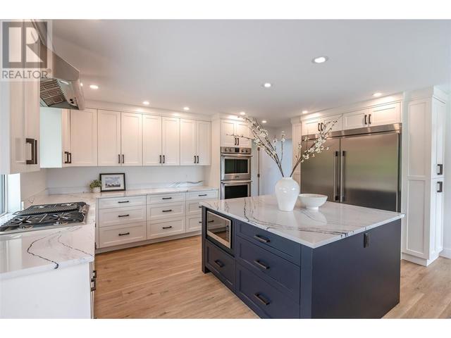 21815 Garnet Valley Rd, Home with 7 bedrooms, 3 bathrooms and 2 parking in Summerland BC | Image 19