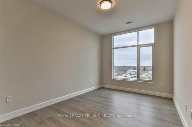 616 - 1600 Hyde Park Rd, Condo with 2 bedrooms, 2 bathrooms and 0 parking in London ON | Image 15