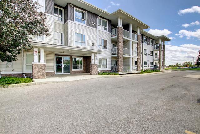 124 - 8200 4 St Ne, Condo with 2 bedrooms, 2 bathrooms and 1 parking in Calgary AB | Image 11