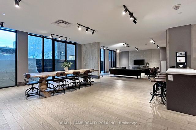 718 - 608 Richmond St W, Condo with 2 bedrooms, 2 bathrooms and 1 parking in Toronto ON | Image 28