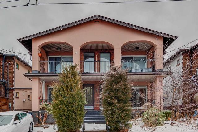 MAIN - 28 Hammersmith Ave, House semidetached with 2 bedrooms, 1 bathrooms and 1 parking in Toronto ON | Image 2