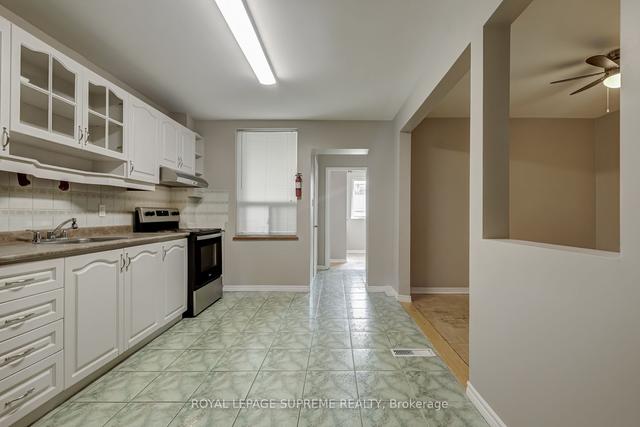 MAIN - 367 Westmoreland Ave N, House detached with 2 bedrooms, 1 bathrooms and 0 parking in Toronto ON | Image 10