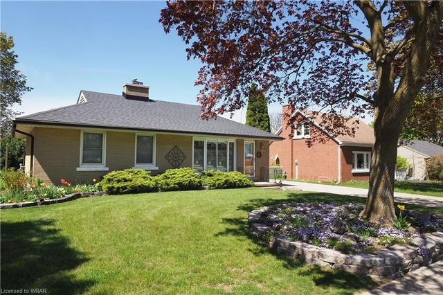 419 St Leger St, House detached with 4 bedrooms, 2 bathrooms and 2 parking in Kitchener ON | Image 23