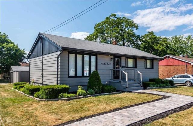 9 Kelson Ave N, House detached with 3 bedrooms, 2 bathrooms and 13 parking in Grimsby ON | Image 1