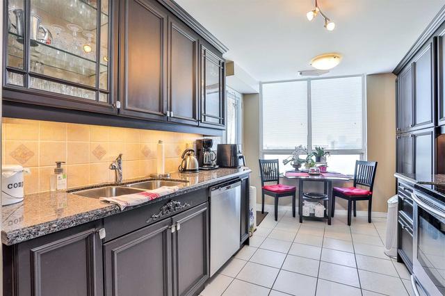 PH18 - 205 The Donway W, Condo with 2 bedrooms, 2 bathrooms and 2 parking in North York ON | Image 3