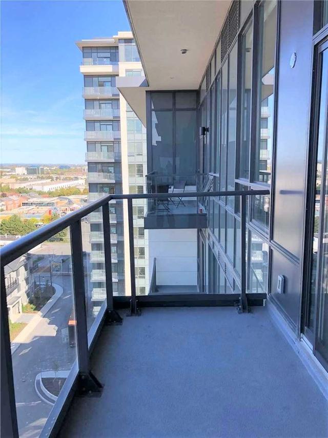 PH15 - 396 Highway 7, Condo with 1 bedrooms, 1 bathrooms and 1 parking in Richmond Hill ON | Image 4