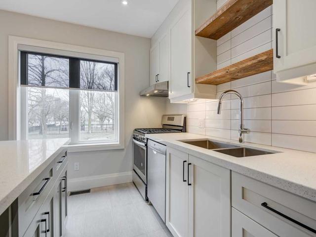 MAIN - 129 Hilton Ave, House detached with 2 bedrooms, 1 bathrooms and 1 parking in Toronto ON | Image 14