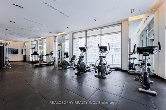 3702 - 2221 Yonge St, Condo with 2 bedrooms, 2 bathrooms and 0 parking in Toronto ON | Image 24