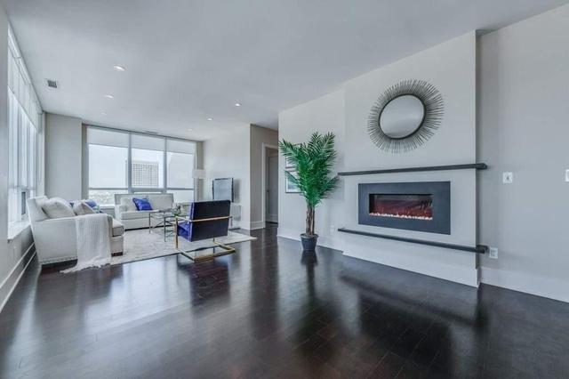 PH2 - 120 Homewood Ave, Condo with 2 bedrooms, 2 bathrooms and 2 parking in Toronto ON | Image 4