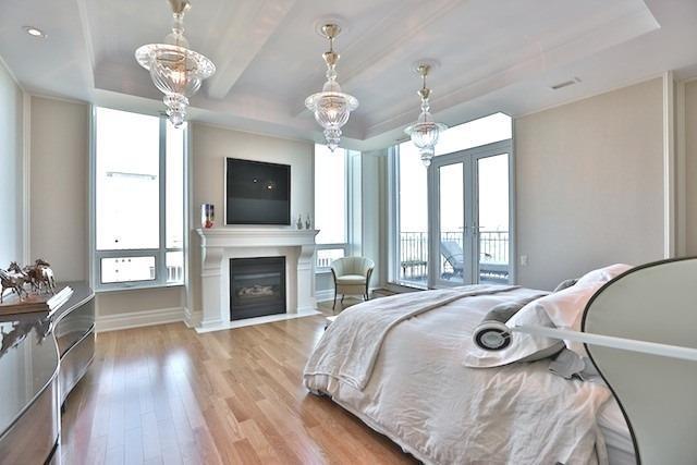 PH - 155 St Clair Ave W, Condo with 3 bedrooms, 3 bathrooms and 4 parking in Toronto ON | Image 11