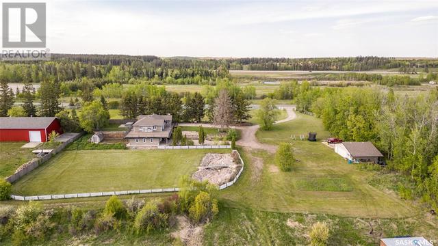 1010 Riverside Dr, House detached with 5 bedrooms, 3 bathrooms and null parking in Prince Albert SK | Image 45