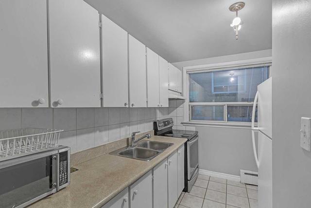 MAIN - 2977 Lawrence Ave E, House semidetached with 3 bedrooms, 1 bathrooms and 1 parking in Scarborough ON | Image 16