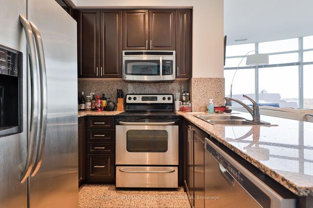 PH-201 - 8 Scollard St, Condo with 2 bedrooms, 2 bathrooms and 1 parking in Toronto ON | Image 8