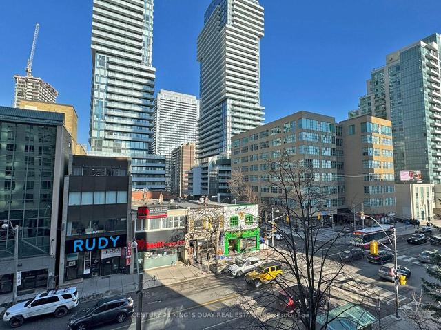 403 - 123 Eglinton Ave E, Condo with 2 bedrooms, 2 bathrooms and 1 parking in Toronto ON | Image 24