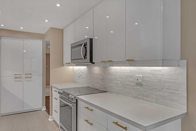 PH-1 - 55 Wellesley St E, Condo with 2 bedrooms, 2 bathrooms and 1 parking in Toronto ON | Image 30