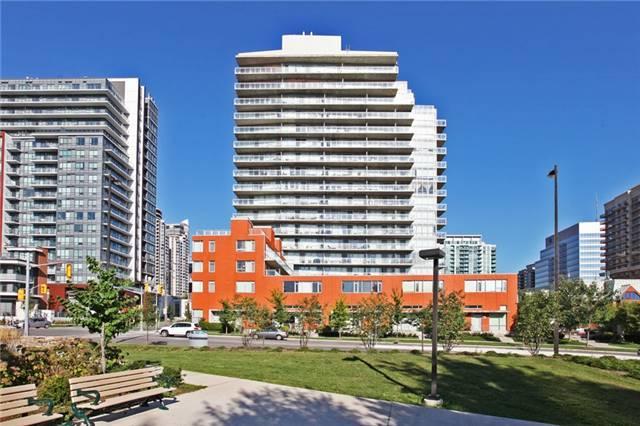 909 - 30 Canterbury Pl, Condo with 1 bedrooms, 1 bathrooms and 1 parking in North York ON | Image 1