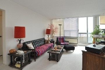 PH-16 - 55 William St E, Condo with 1 bedrooms, 1 bathrooms and 1 parking in Oshawa ON | Image 5