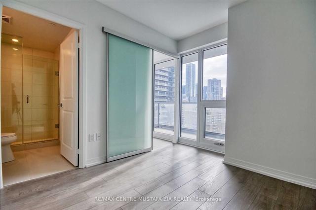 1630 - 251 Jarvis St, Condo with 2 bedrooms, 2 bathrooms and 0 parking in Toronto ON | Image 4