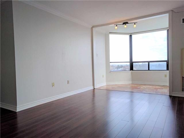 909 - 7460 Bathurst St, Condo with 2 bedrooms, 2 bathrooms and 1 parking in Thornhill ON | Image 2