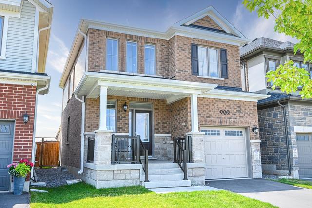 909 Hickory Cres, House detached with 3 bedrooms, 3 bathrooms and 2 parking in Milton ON | Image 12