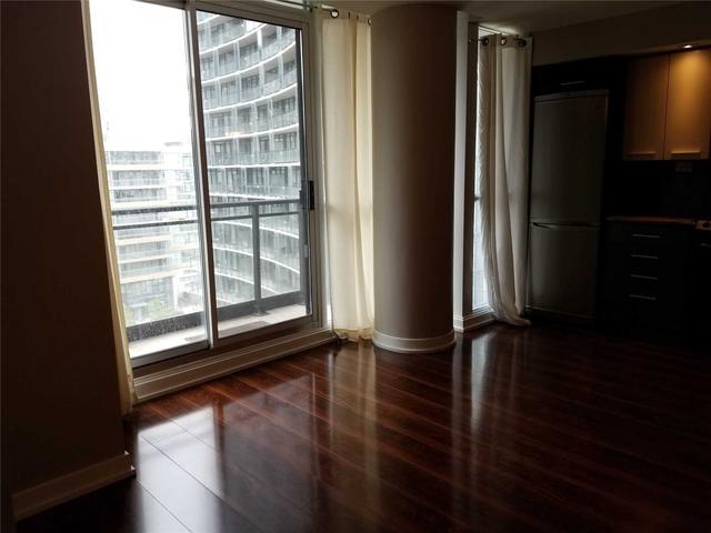 909 - 8 Telegram Mews, Condo with 2 bedrooms, 2 bathrooms and 1 parking in Toronto ON | Image 16