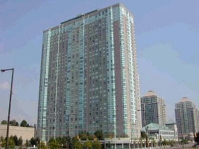 PH21 - 68 Corporate Dr, Condo with 2 bedrooms, 2 bathrooms and 1 parking in Scarborough ON | Image 1