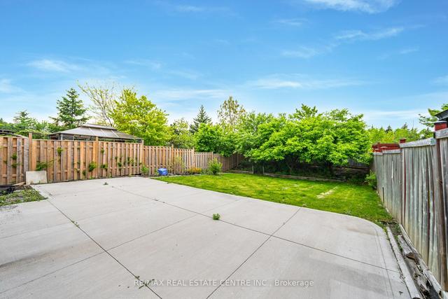 7232 Pallett Ct, House detached with 3 bedrooms, 3 bathrooms and 6 parking in Mississauga ON | Image 32