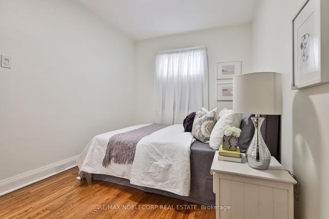 MAIN - 16 Little Blvd, House detached with 2 bedrooms, 1 bathrooms and 1 parking in York ON | Image 19